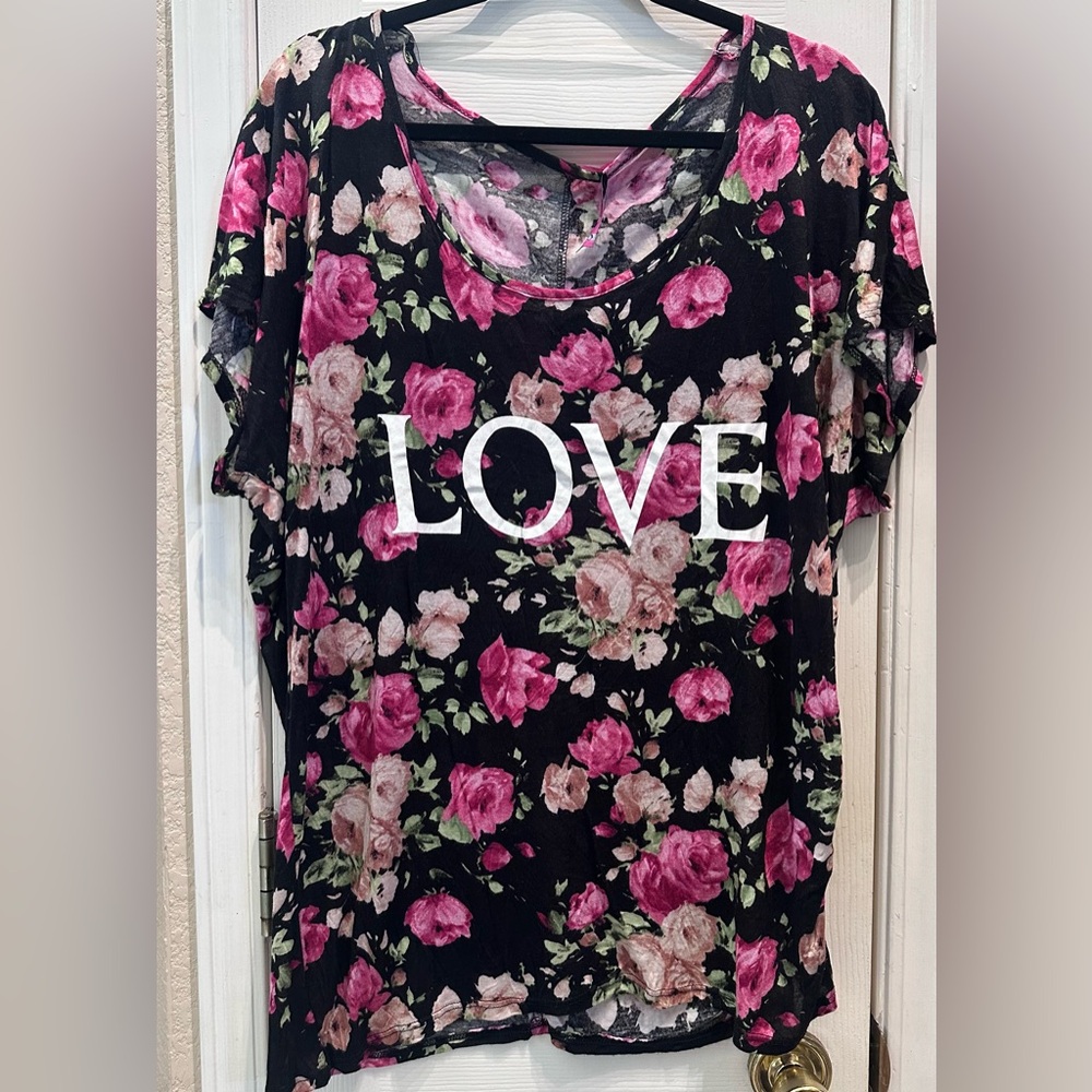 Annabelle Black Floral Love Print Short Sleeve Top
